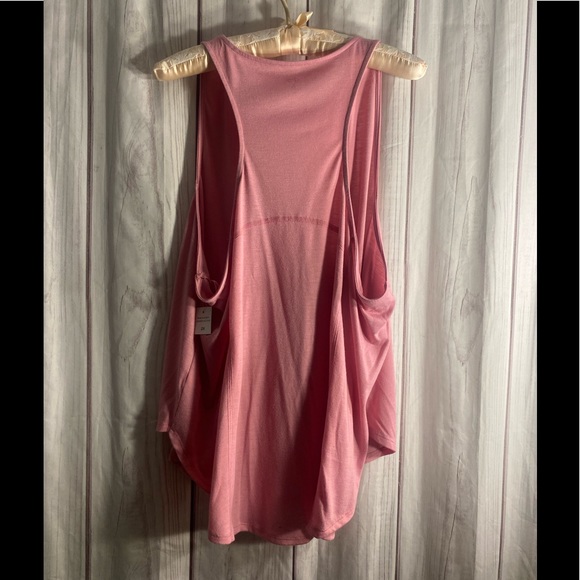 NWT-Dip Plus Active Tank - Picture 5 of 13